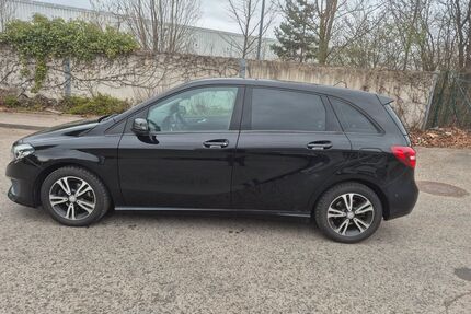 Mercedes-Benz B 180 Gebrauchtwagen