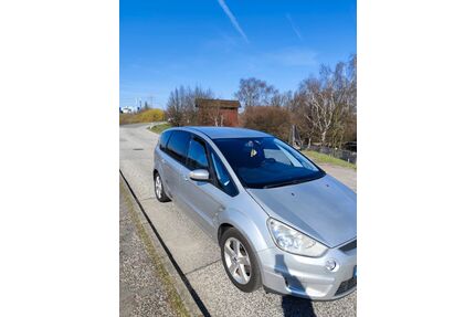 Ford S-Max Gebrauchtwagen