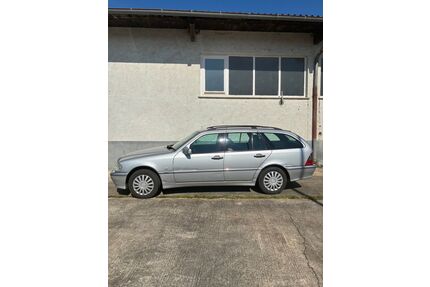 Mercedes-Benz C 180 Gebrauchtwagen