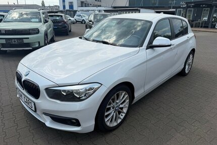 BMW 118 i-Automatik/Navi/17Zoll Gebrauchtwagen