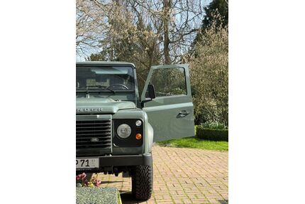 Land Rover Defender Gebrauchtwagen