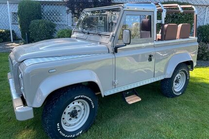 Land Rover Defender Gebrauchtwagen