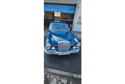 Mercedes-Benz 230 Gebrauchtwagen