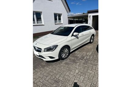 Mercedes-Benz CLA 200 Shooting Brake Gebrauchtwagen