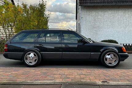 Mercedes-Benz E 300 Gebrauchtwagen