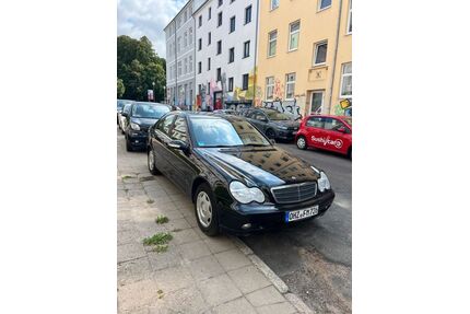 Mercedes-Benz C 180 Gebrauchtwagen