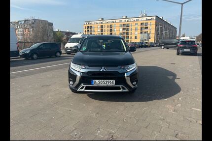 Mitsubishi Plug-in Hybrid Outlander Gebrauchtwagen