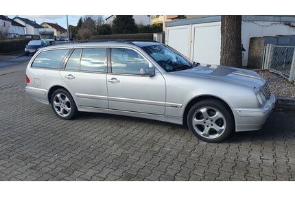Mercedes-Benz E 320 Gebrauchtwagen