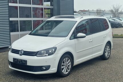 VW Touran Style BMT 7 Sitzer Klimaautomatik NAVI Gebrauchtwagen