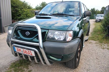 Nissan Terrano Gebrauchtwagen