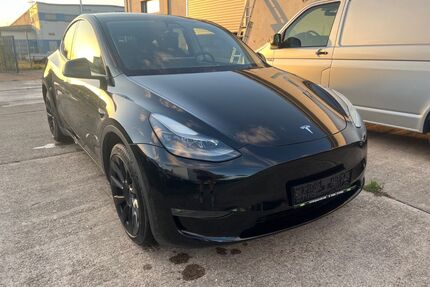 Tesla Model Y Gebrauchtwagen