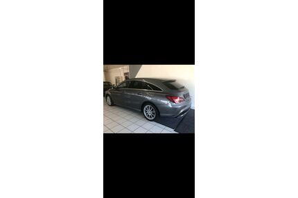 Mercedes-Benz CLA 220 Shooting Brake Gebrauchtwagen