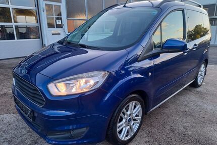 Ford Tourneo Courier Gebrauchtwagen