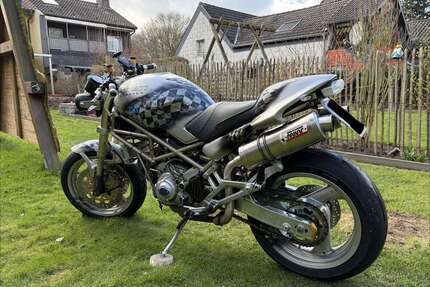 Ducati Monster 900 Gebrauchtwagen