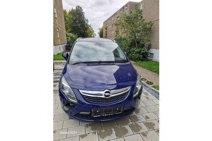 Opel Zafira Tourer Gebrauchtwagen