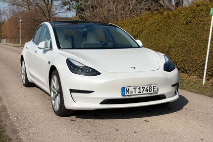 Tesla Model 3 Gebrauchtwagen