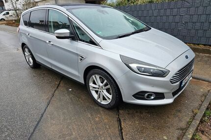 Ford S-Max Gebrauchtwagen