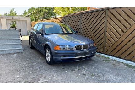 BMW 323 Gebrauchtwagen