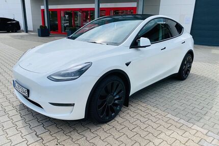 Tesla Model Y Gebrauchtwagen