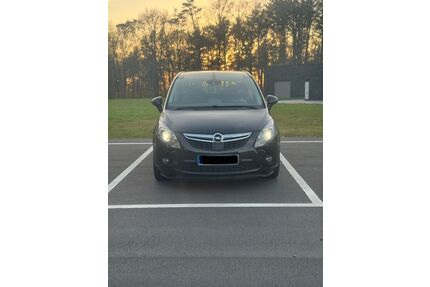 Opel Zafira Tourer Gebrauchtwagen