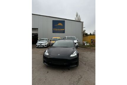Tesla Model 3 Gebrauchtwagen