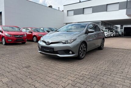 Toyota Auris Gebrauchtwagen