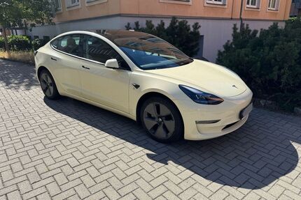 Tesla Model 3 Gebrauchtwagen