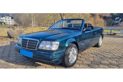 Mercedes-Benz E 220 Gebrauchtwagen