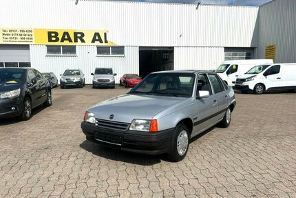 Opel Kadett E Beauty Lim. SEDAN GSD AUTOM- SERVO Gebrauchtwagen
