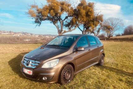 Mercedes-Benz B 180 Gebrauchtwagen