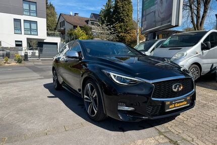 INFINITI Q30 Gebrauchtwagen