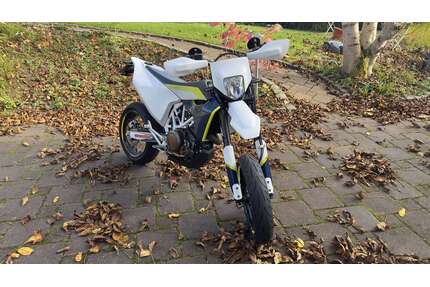 Husqvarna 701 Supermoto Gebrauchtwagen