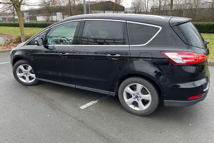 Ford S-Max Gebrauchtwagen