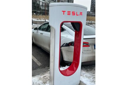 Tesla Model S Gebrauchtwagen