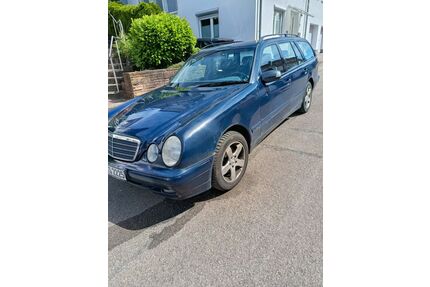 Mercedes-Benz 270 Gebrauchtwagen