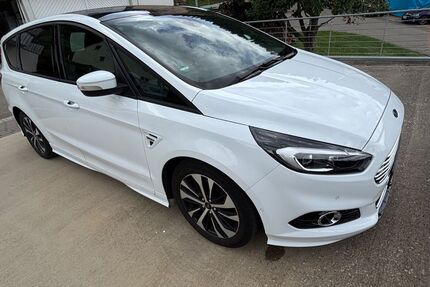Ford S-Max Gebrauchtwagen