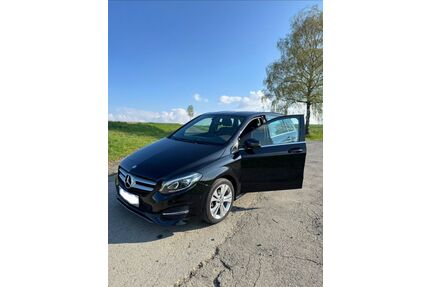 Mercedes-Benz B 180 Gebrauchtwagen