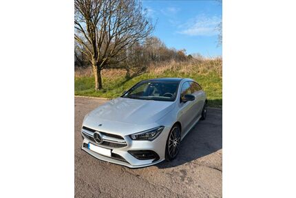 Mercedes-Benz CLA 35 AMG Shooting Brake Gebrauchtwagen