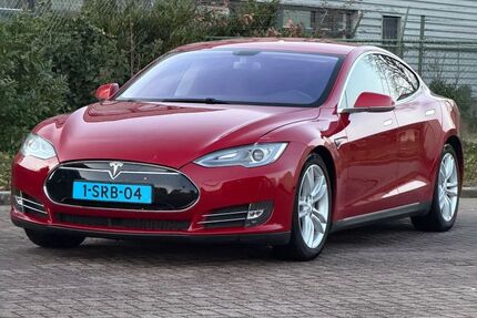 Tesla Model S Gebrauchtwagen
