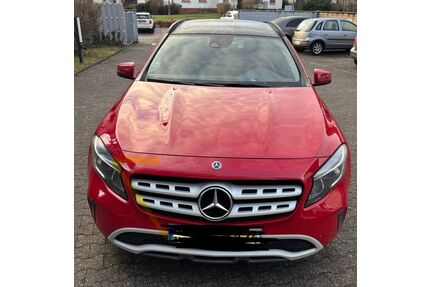 Mercedes-Benz GLA 180 Gebrauchtwagen