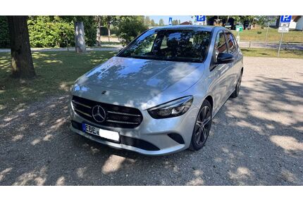Mercedes-Benz B 180 Gebrauchtwagen