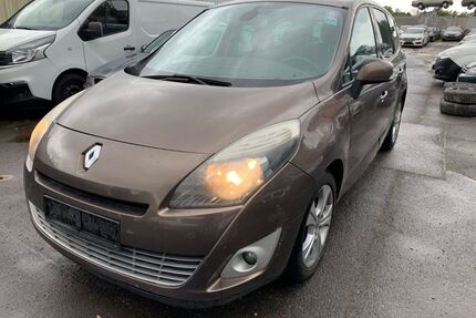Renault Grand Scenic Gebrauchtwagen