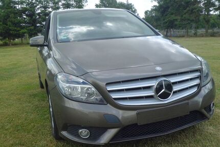 Mercedes-Benz B 180 Gebrauchtwagen