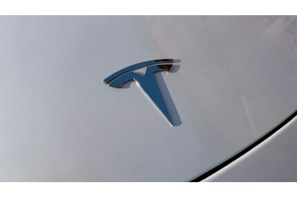 Tesla Model 3 Gebrauchtwagen