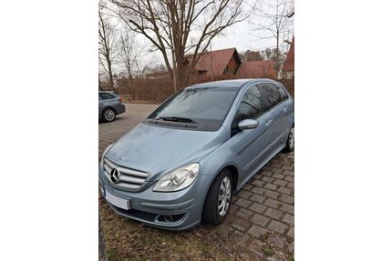 Mercedes-Benz B 180 Gebrauchtwagen