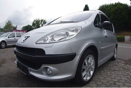 Peugeot 1007 Gebrauchtwagen