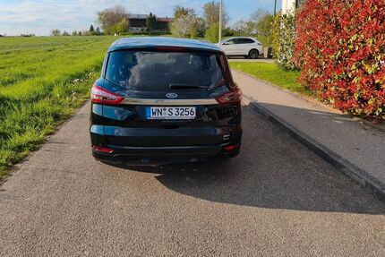 Ford S-Max Gebrauchtwagen