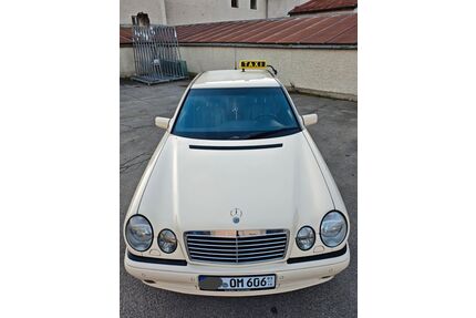 Mercedes-Benz E 300 Gebrauchtwagen