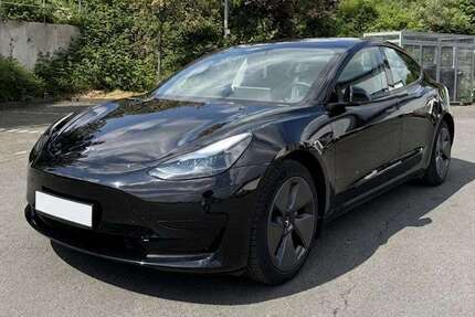 Tesla Model 3 Gebrauchtwagen