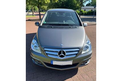 Mercedes-Benz B 200 Gebrauchtwagen